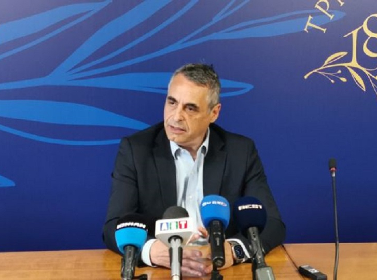 Κώστας Τζιούμης: «Λύνουμε ένα μεγάλο πρόβλημα, παραδίδουμε ένα σύγχρονο και ασφαλές Κολυμβητήριο στους δημότες μας»